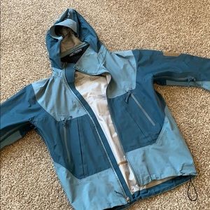 Arc’Teryx Vintage Gore-Tex Shell Jacket
